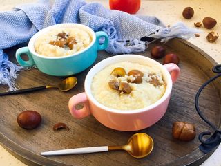 16、鸡汤小米栗子粥,成品图