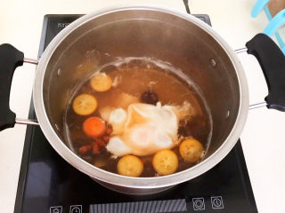 14、桂圆炖蛋,大火烧开后慢烧6分钟即可