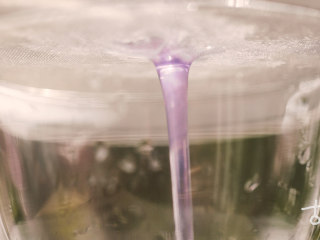 5、【百花糕】花朝节将至，做一份武帝最爱的甜点解馋,滤花汁备用；