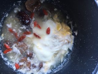 10、气血双补水煮蛋,这时基本已经可以出锅喽