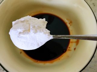 8、糖醋藕丁,淀粉。