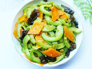 16、超简单的家常素炒西葫芦,成品。