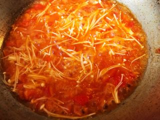 11、番茄金针菇豆腐汤,11.金针菇大火煮开，转小火煮3分钟