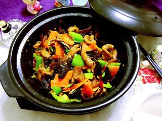 31、来点重口味+麻辣干锅肥肠,成品