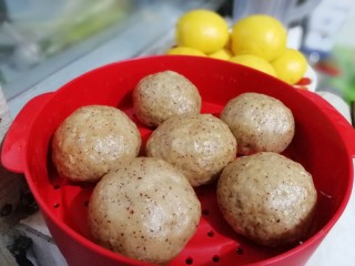 15、红枣馒头,没有加糖，微甜也很好吃。