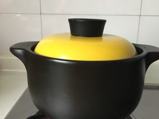 6、红极参藜麦油条粥,大米加十倍水大火煮开