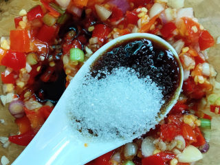 11、剁椒鱼头,白糖