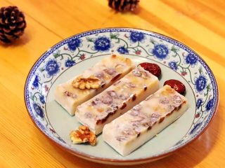 19、红枣核桃糯米糕,简单易做，快来试试吧。