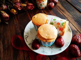 15、红枣戚风蛋糕杯,成品图。