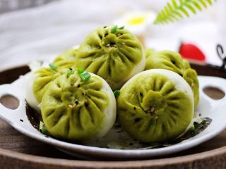 24、翡翠白玉生煎包,颜值爆棚又好吃的翡翠白玉生煎包完美收官咯。