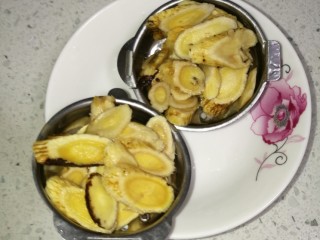 8、粥品元气#八宝粥#(创建于30/11~2017),黄花装入料盒。