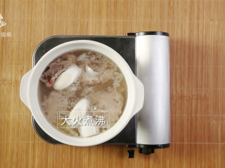 13、清热解毒去燥火，夏季消暑煲汤必备,大火煮沸