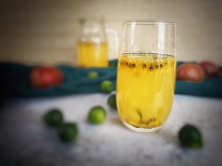 15、青柠百香果热饮,成品颜值有点高。