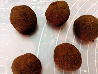 11、#最爱包子#+仿真小南瓜豆沙包,自制豆沙,搓圆