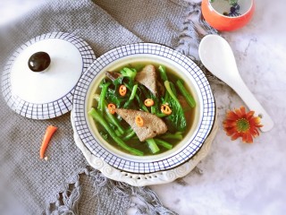 19、猪肝菠菜汤,出锅啦  香喷喷的
