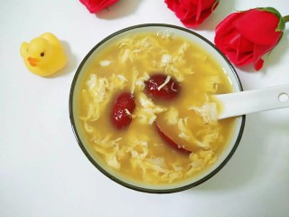 10、红枣鸡蛋汤,营养美味。