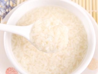 5、女人养生汤,一勺