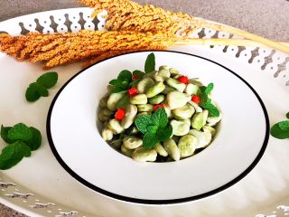 16、素炒薄荷蚕豆,素炒薄荷蚕豆出锅了