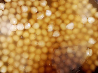 18、烤牛肉粒,煮好的鹰嘴豆