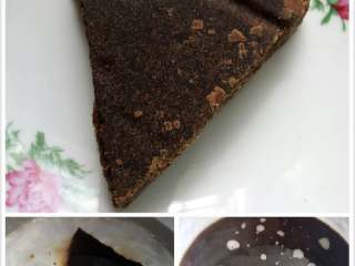 1、黑糖山楂红枣膏#健康美颜餐#,黑糖加适量的水烧开