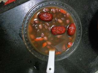 4、女人必不可少的五红汤,常吃可以改善气血，脸色红润