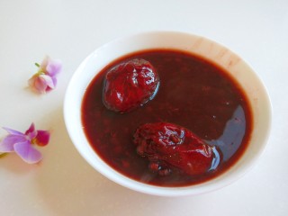 14、红枣黑米粥,成品图