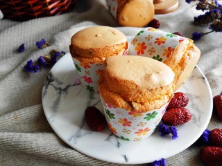 15、红枣葡萄干蛋糕杯,成品图。