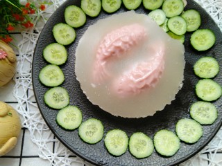 21、彩色猪皮冻,成品，摆盘，点缀下。