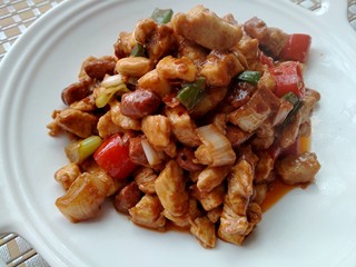 11、宫保鸡丁,一份看的就非常有食欲的宫保鸡丁完成啦!????????????