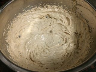 12、红枣泥磅蛋糕,继续打发,大概用了6分钟