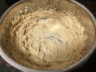 10、红枣泥磅蛋糕,转高速继续打发