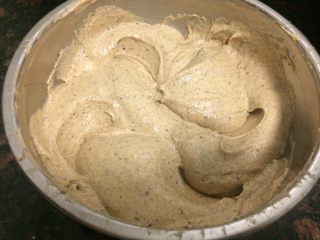 26、红枣泥磅蛋糕,这是拌好的蛋糕糊