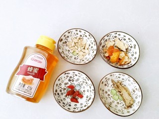 1、补血益气养颜茶,食材：