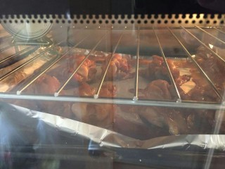 6、和谐鸡翅——吃吃吃——蒜香蜂蜜秘制鸡翅,烤箱200度开热风模式中间可以翻个面