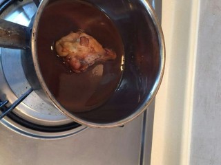 8、和谐鸡翅——吃吃吃——蒜香蜂蜜秘制鸡翅,烤好的鸡翅可以在酱汁里面滚一下