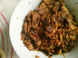 4、红薯包。,这是蒸熟红薯和红枣。 