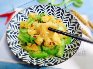 19、丝瓜炒油条,油条吃出排骨的味道????让我多吃了一碗米饭