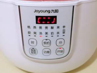 9、补气血薏米红枣鸡汤,按三下“功能键”选煲汤。