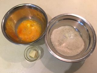 3、香酥鱼排（比炸的还酥）,蛋液、面包糠、奶油
