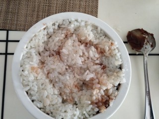 14、苜蓿米饭塔,米饭压实。