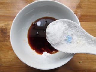 22、西兰花炒牛肉,加入糖