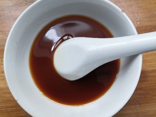 24、西兰花炒牛肉,搅拌均匀，成料汁，备用