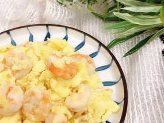 15、虾滑炒蛋,装盘