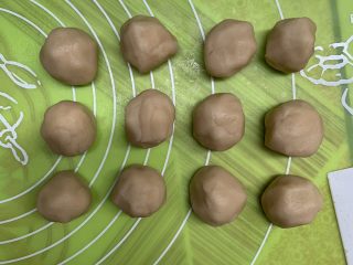 12、红枣酥,酥油也是。