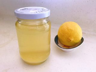 10、减脂健身菜  柠香黑椒三文鱼果蔬沙拉,自制柠檬汁