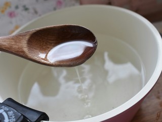 6、厨房挑战+素菜+蒜蓉西兰花,还有适量食用油