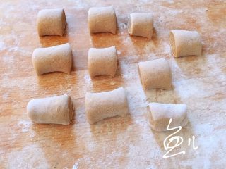 16、红枣红糖馒头,放置醒发