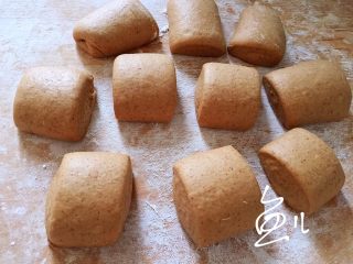 17、红枣红糖馒头,馒头生坯发至1.5倍大