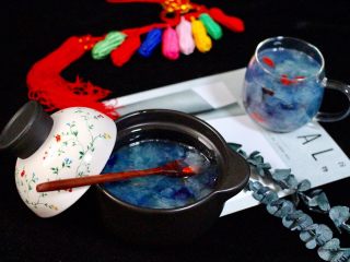 14、双色枸杞银耳桂花羹,颜值担当又营养丰富