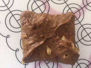 16、伯爵红茶核果软欧,也可以折成钱包型